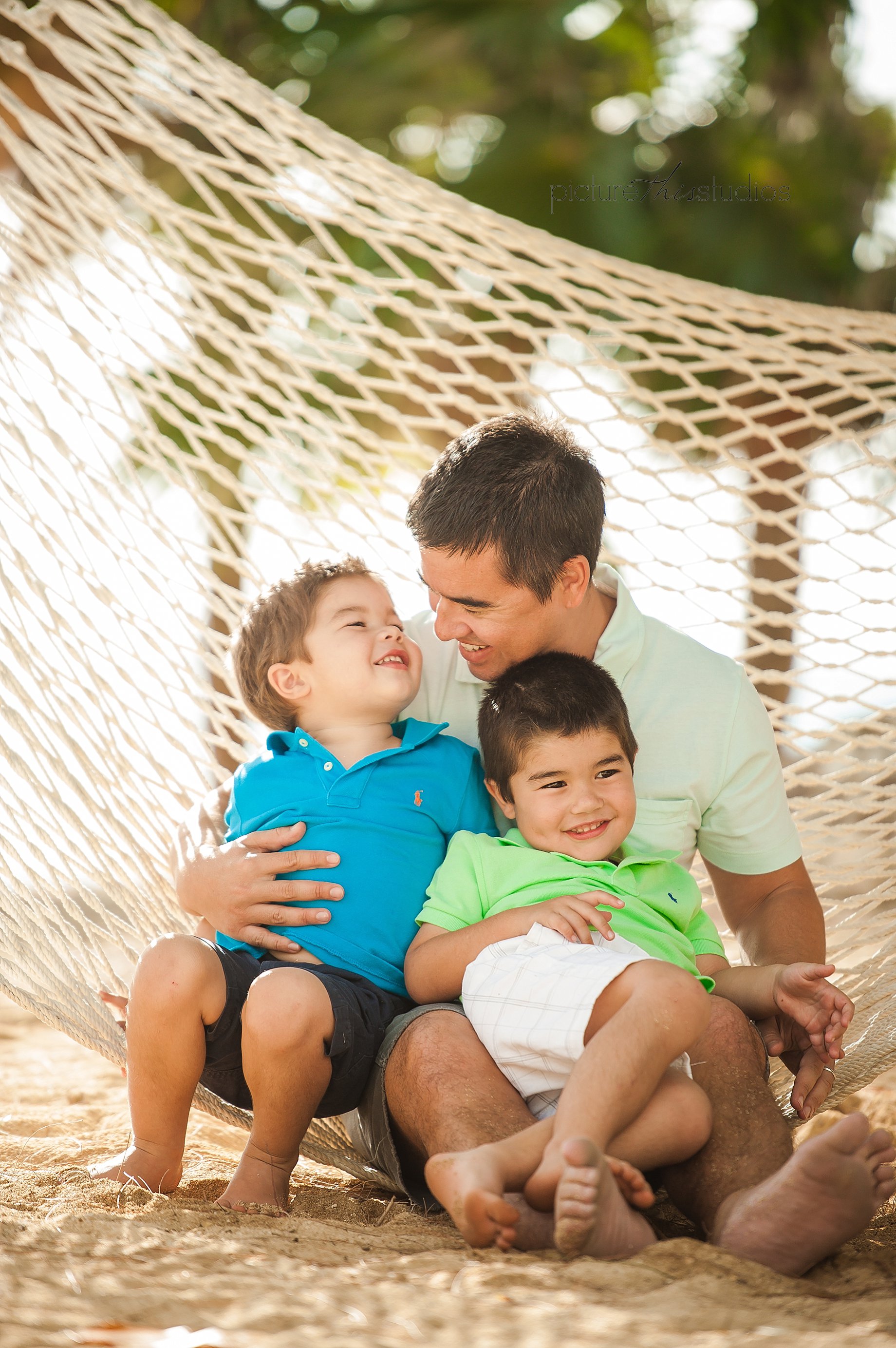 family photographers in grand cayman