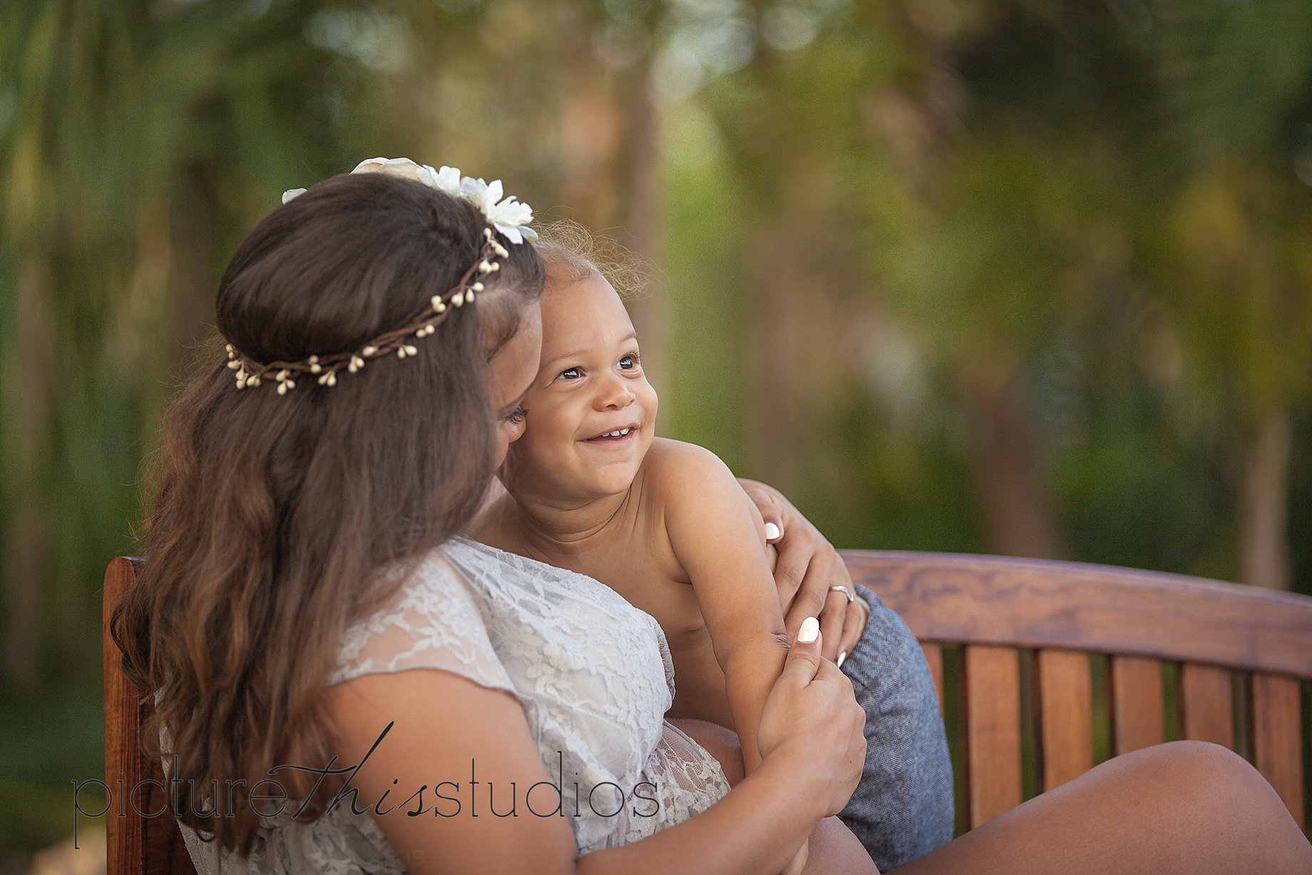 maternity photographers in grand cayman