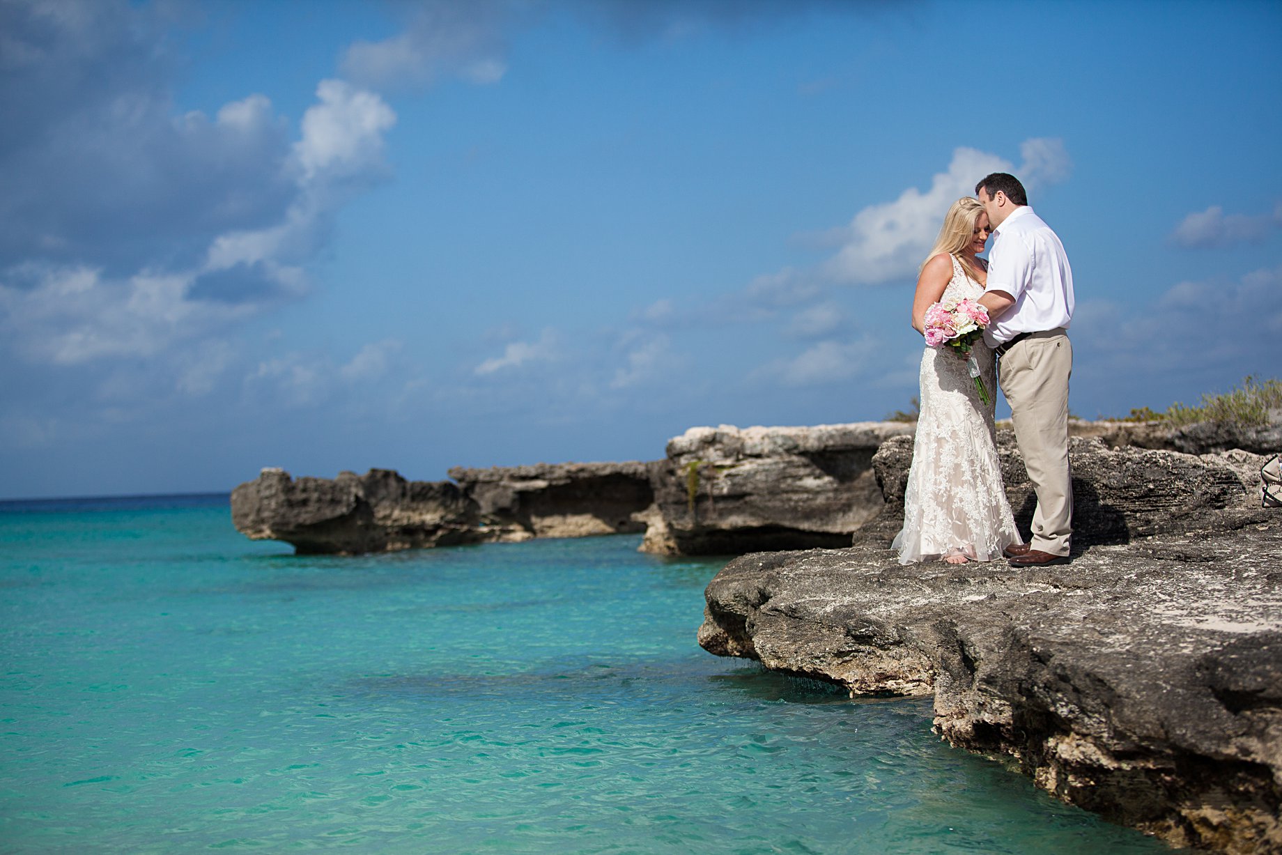 A Smith Cove Wedding | Grand Cayman Islands