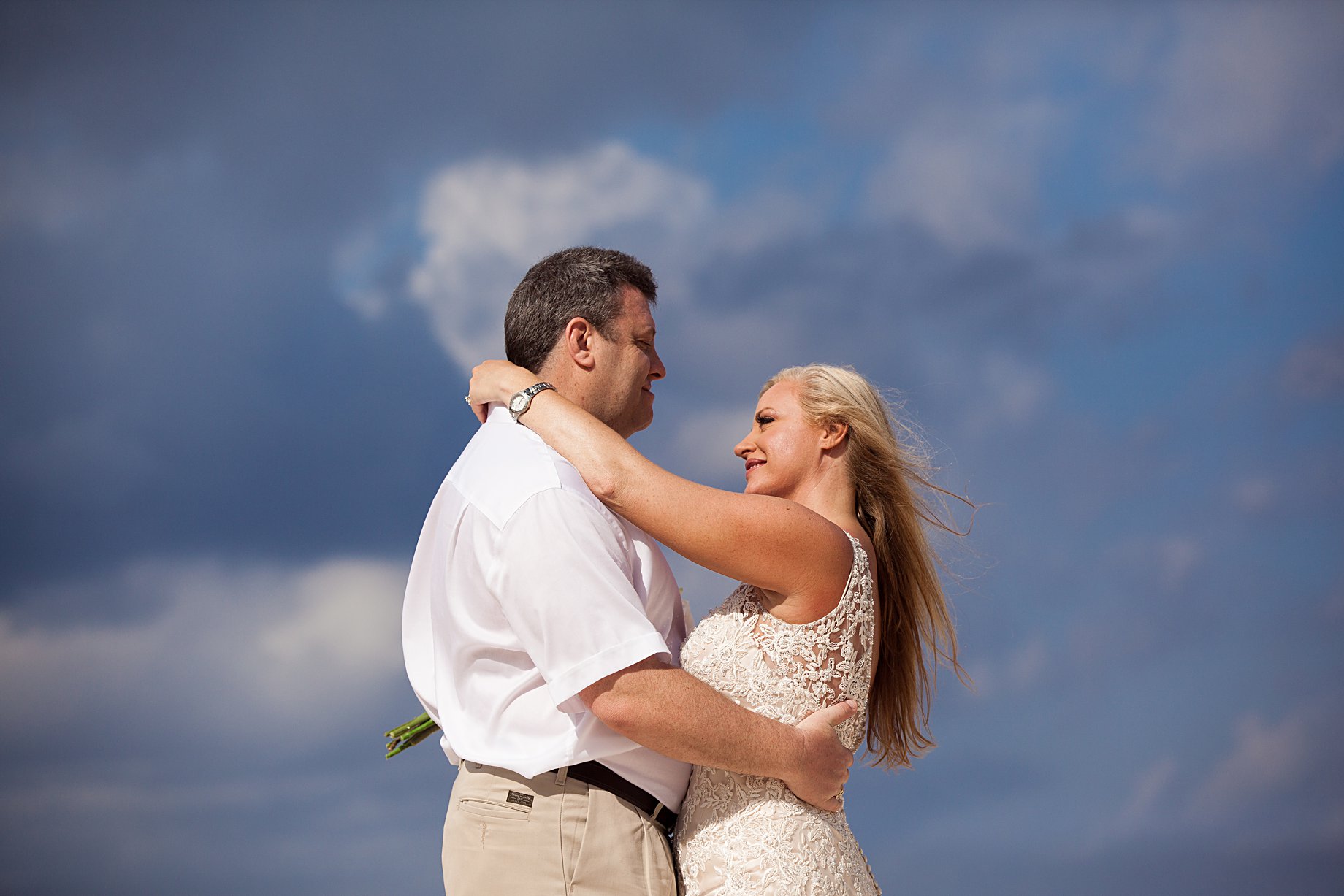 A Smith Cove Wedding | Grand Cayman Islands