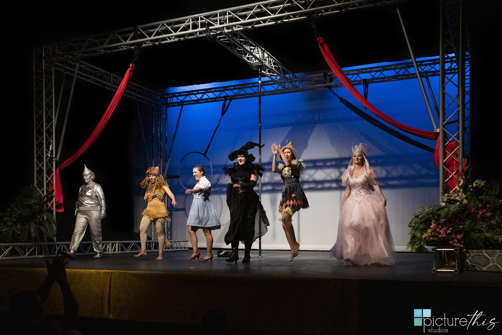 Picture This Studios and Heather Holt Photography captured the Quintessential Movement Performance of the Wizard of Oz at the Grand Cayman Harquail Theatre