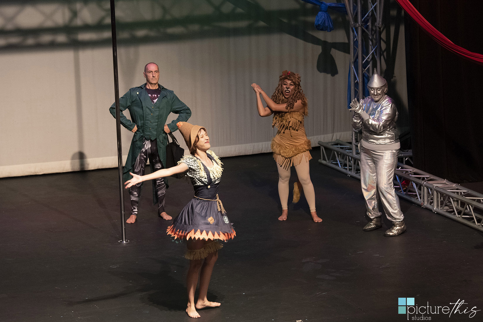 Picture This Studios and Heather Holt Photography captured the Quintessential Movement Performance of the Wizard of Oz at the Grand Cayman Harquail Theatre