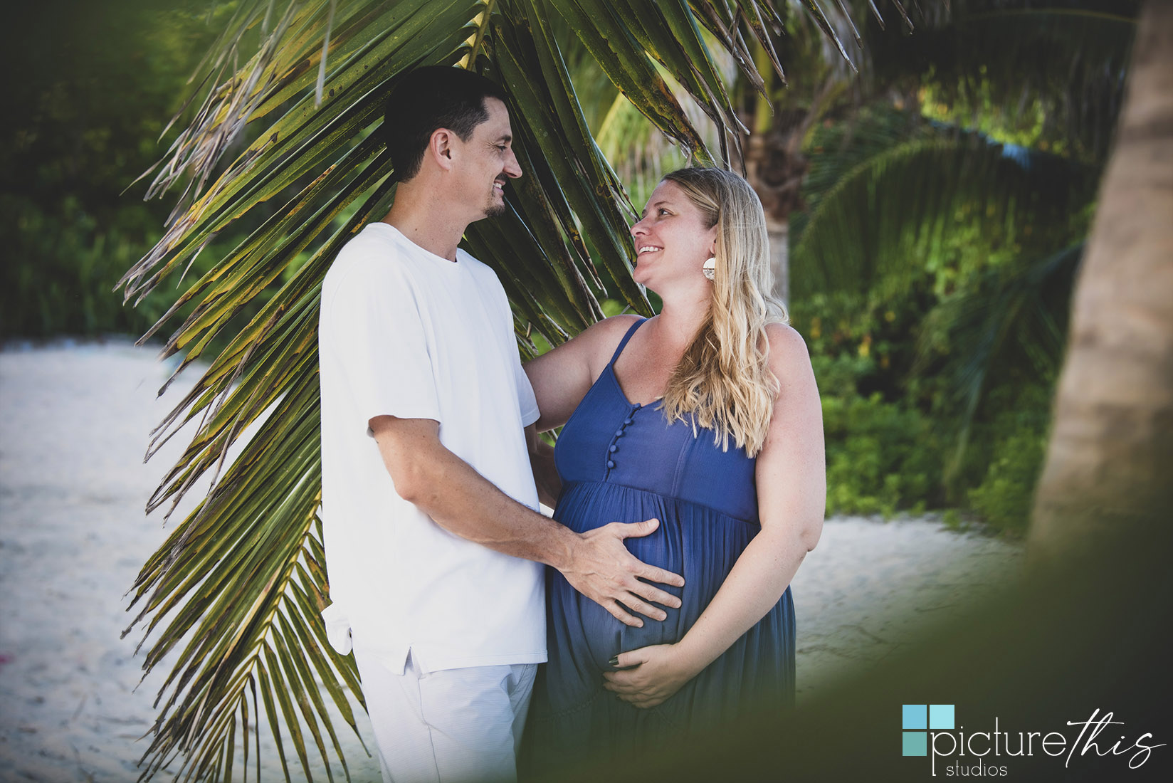 This beautiful couple did their pregnancy portraits in the paradise of Grand Cayman, Cayman Islands with Heather Holt Photography with Picture This Studios.