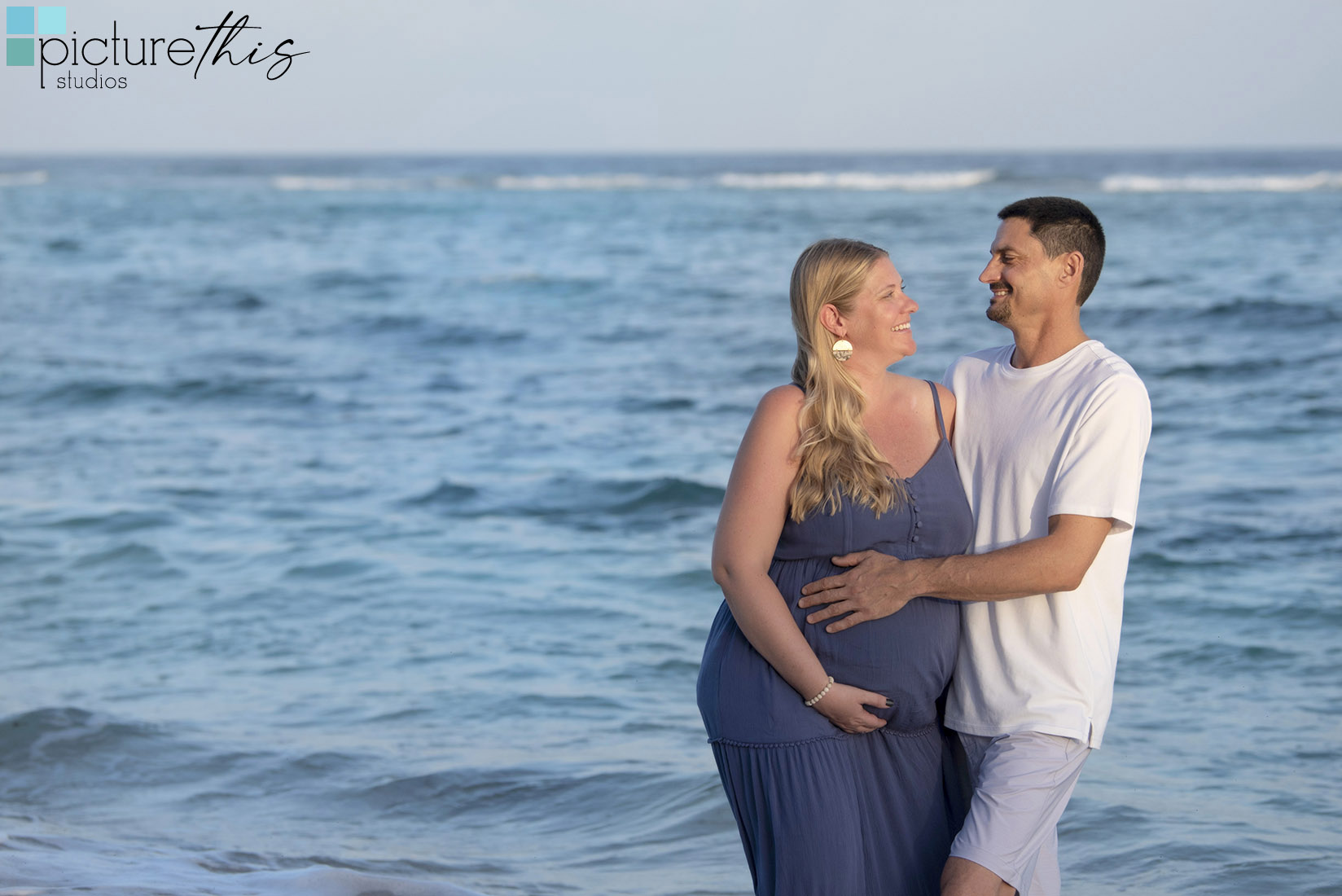 This beautiful couple did their pregnancy portraits in the paradise of Grand Cayman, Cayman Islands with Heather Holt Photography with Picture This Studios.