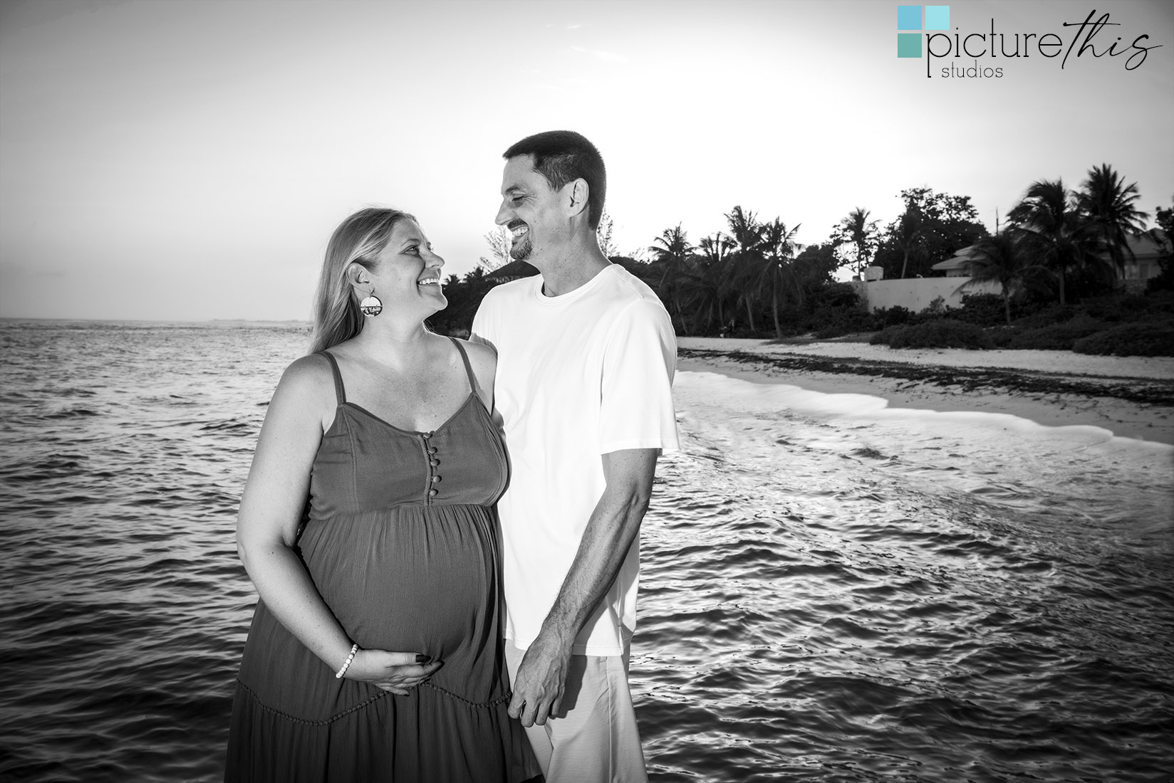 This beautiful couple did their pregnancy portraits in the paradise of Grand Cayman, Cayman Islands with Heather Holt Photography with Picture This Studios.